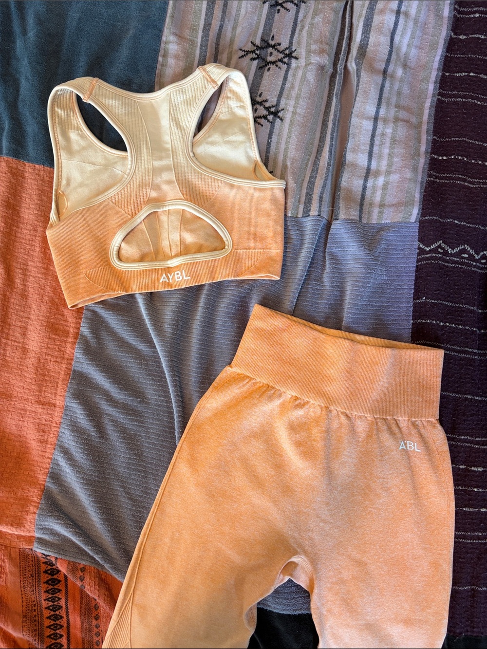 SET - AYBL Peach Ombre Seamless Racerback Sports Bra and High-Waist Leggings